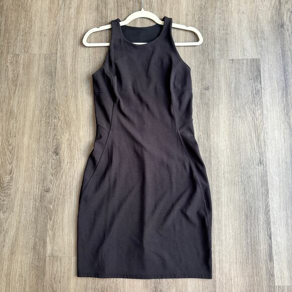 Lululemon Slim Fit Above Knee Dress 6 - Picture 3 of 8